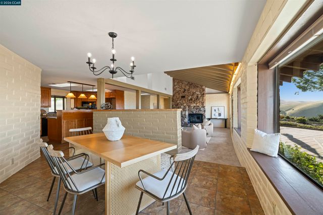 9015 Doubletree Ln, Livermore, CA 94551