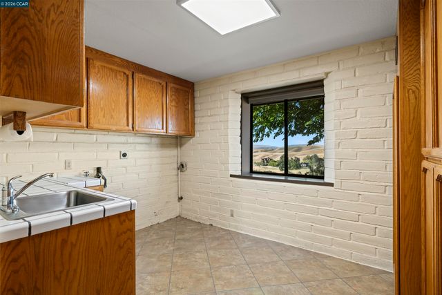 9015 Doubletree Ln, Livermore, CA 94551