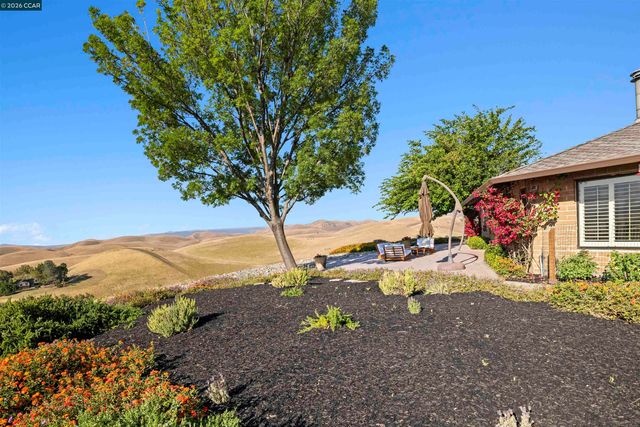 9015 Doubletree Ln, Livermore, CA 94551