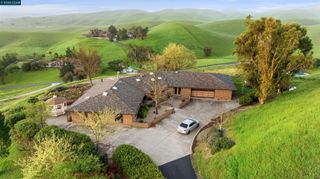 9015 Doubletree Ln, Livermore, CA 94551