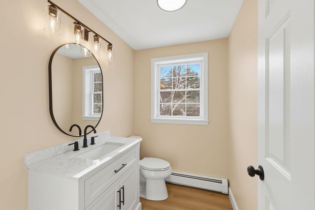 2 Prescott Road, Epping, NH 03042