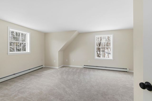 2 Prescott Road, Epping, NH 03042