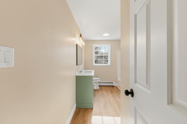 2 Prescott Road, Epping, NH 03042