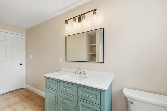 2 Prescott Road, Epping, NH 03042