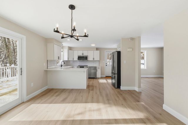 2 Prescott Road, Epping, NH 03042