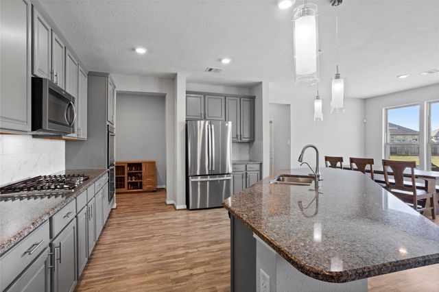 14112 Wedgewood Lakes Court, Pearland, TX 77584