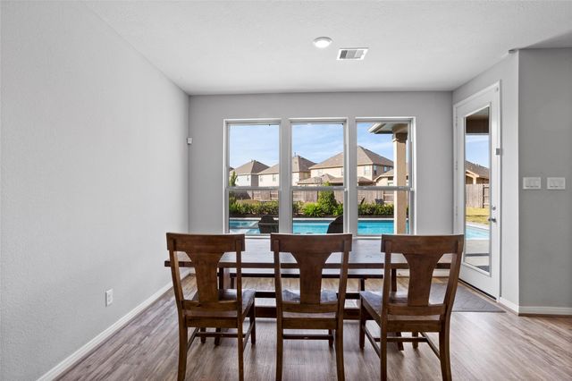 14112 Wedgewood Lakes Court, Pearland, TX 77584