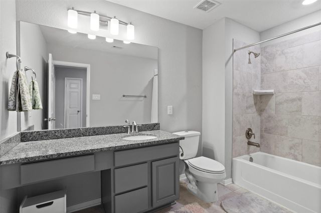 14112 Wedgewood Lakes Court, Pearland, TX 77584