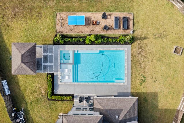 14112 Wedgewood Lakes Court, Pearland, TX 77584