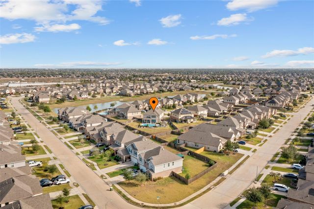 14112 Wedgewood Lakes Court, Pearland, TX 77584