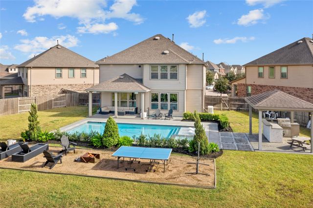 14112 Wedgewood Lakes Court, Pearland, TX 77584