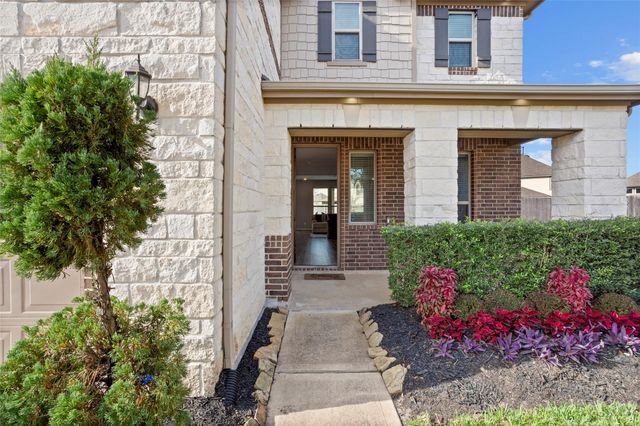 14112 Wedgewood Lakes Court, Pearland, TX 77584