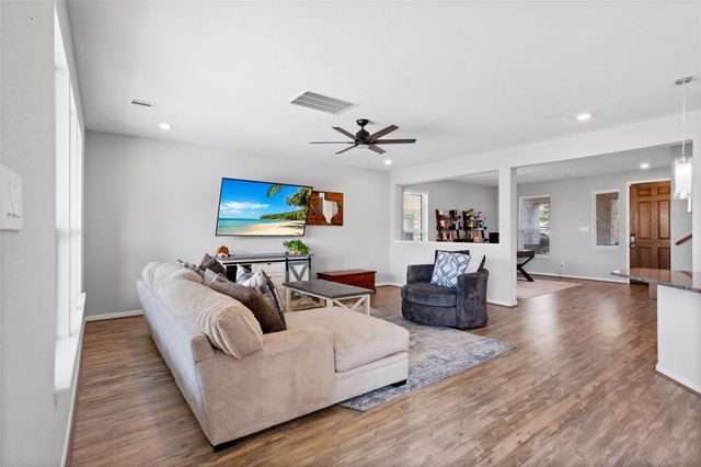 14112 Wedgewood Lakes Court, Pearland, TX 77584