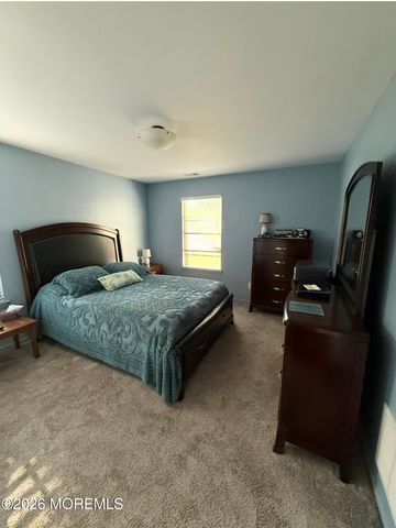 330 Gardenia Drive, Manchester, NJ 08759