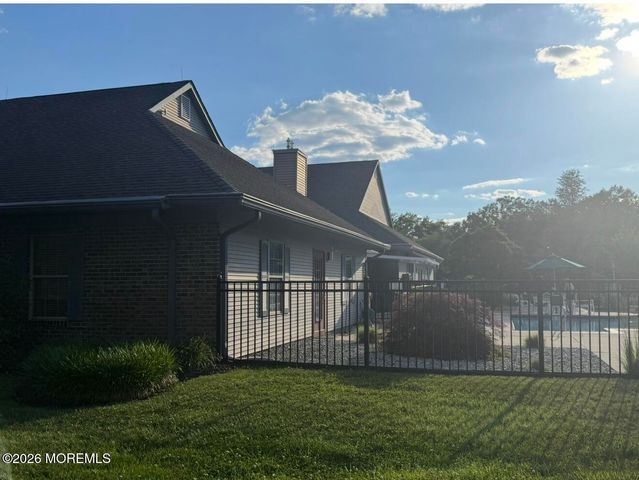 330 Gardenia Drive, Manchester, NJ 08759