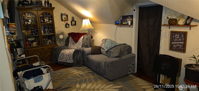 1390 Cedar Avenue, Marysville, WA 98270