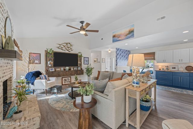 1827 Caracara Drive, New Bern, NC 28560