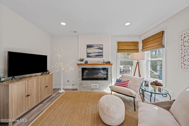 1827 Caracara Drive, New Bern, NC 28560