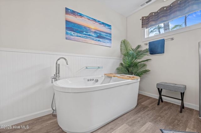 1827 Caracara Drive, New Bern, NC 28560