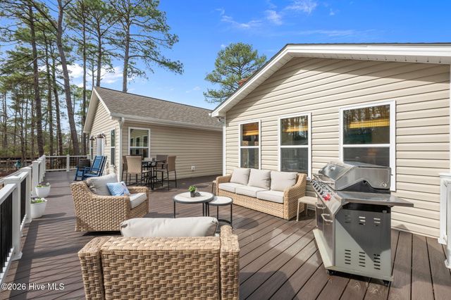 1827 Caracara Drive, New Bern, NC 28560