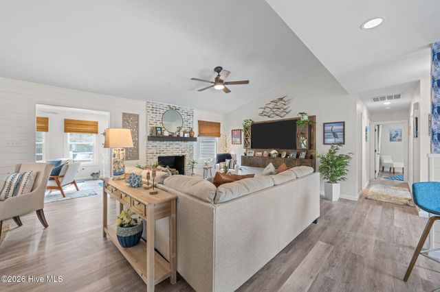 1827 Caracara Drive, New Bern, NC 28560