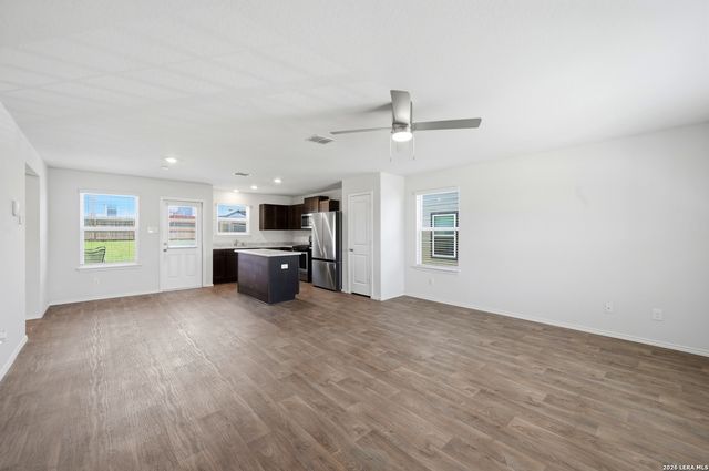 5736 Brook Prairie, San Antonio, TX 78244