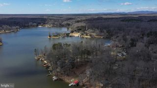 260 LOCUST DR, Louisa, VA 23093