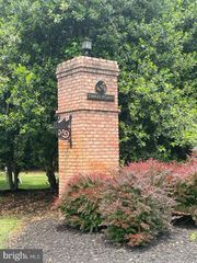 11520 BEACON HILL, Issue, MD 20645