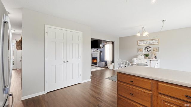 12303 Cliff View Court, Fort Wayne, IN 46818