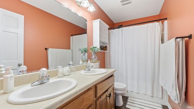 12303 Cliff View Court, Fort Wayne, IN 46818