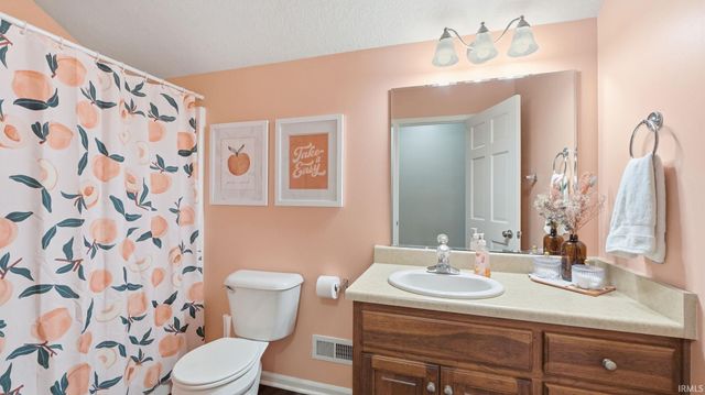 12303 Cliff View Court, Fort Wayne, IN 46818