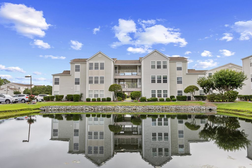 8641 S Bridge Dr Apt L, Surfside Beach, SC 29575