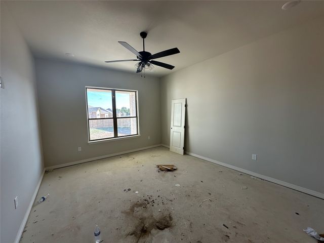 202 Lasso Loop, Lorena, TX 76655