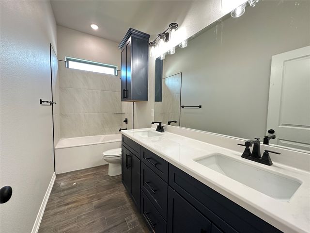 202 Lasso Loop, Lorena, TX 76655