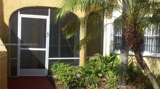 15615 SW 74th Cir Dr 13-2, Miami, FL 33193