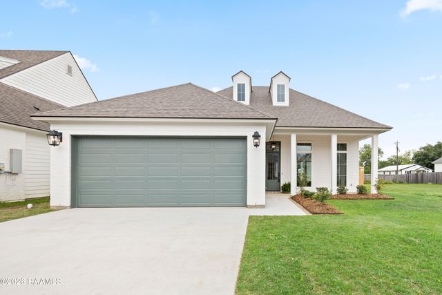 107 Harvest Creek Lane, Lafayette, LA 70508