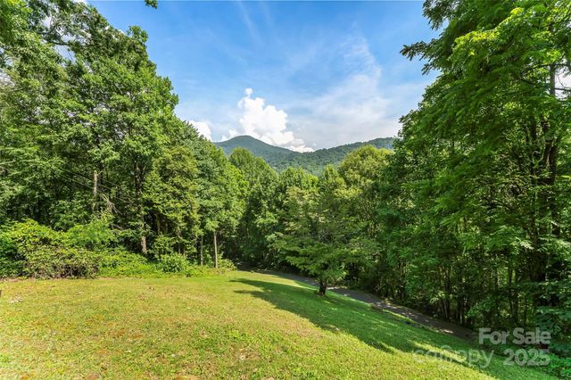 929 Soco Road, Maggie Valley, NC 28751