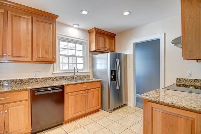 35 N Greenfield AVE, Hampton, VA 23666