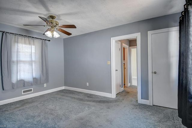 35 N Greenfield AVE, Hampton, VA 23666