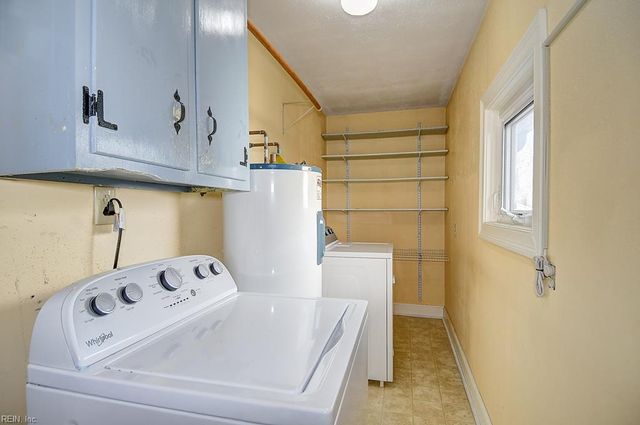 35 N Greenfield AVE, Hampton, VA 23666