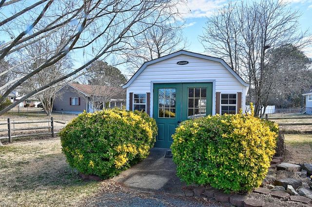 35 N Greenfield AVE, Hampton, VA 23666