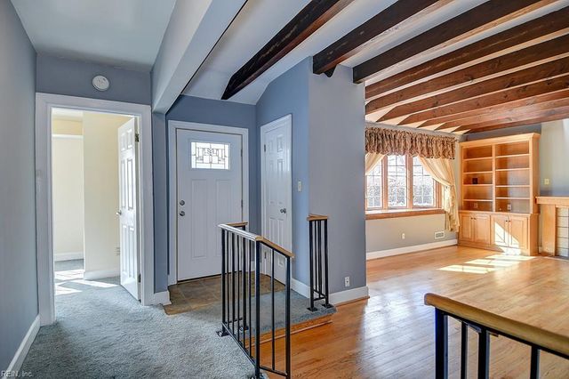 35 N Greenfield AVE, Hampton, VA 23666