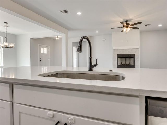 10130 S Meadows Lane, Guthrie, OK 73044