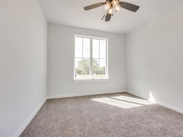 10130 S Meadows Lane, Guthrie, OK 73044