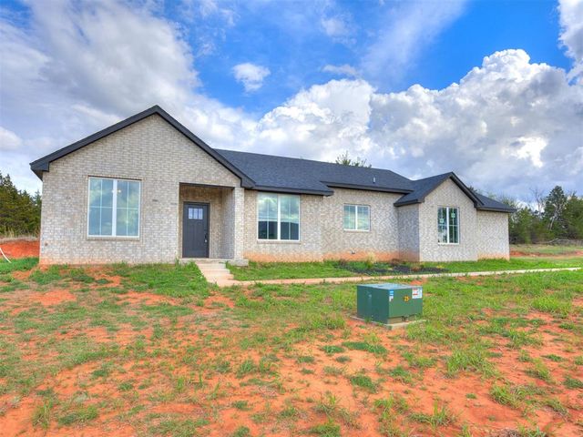10130 S Meadows Lane, Guthrie, OK 73044