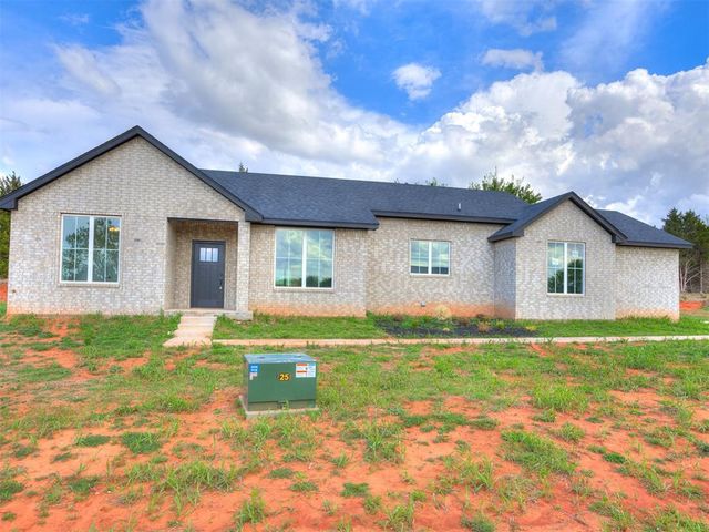 10130 S Meadows Lane, Guthrie, OK 73044