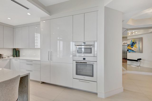 3730 N Ocean Drive 12c, Singer Island, FL 33404