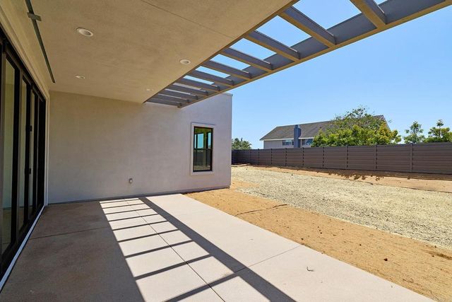 417 Bell Ranch Road, Solana Beach, CA 92075