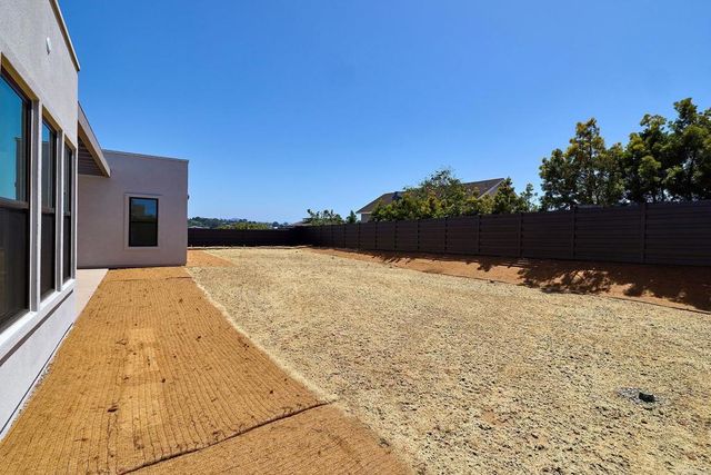 417 Bell Ranch Road, Solana Beach, CA 92075