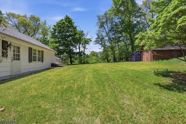 9 Roosevelt Rd, Readington Twp., NJ 08889